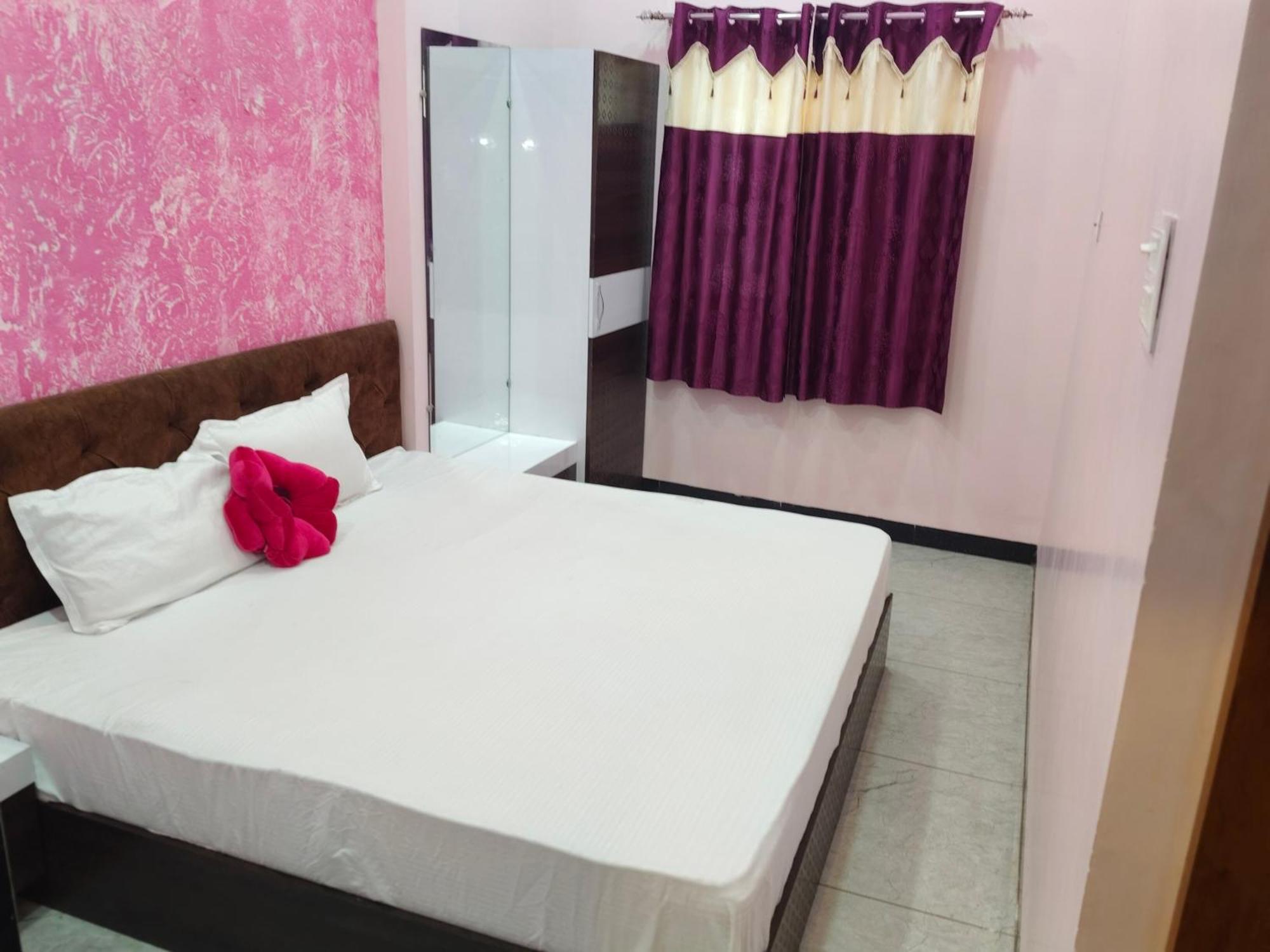 Anant Home Stay Ujjain Δωμάτιο φωτογραφία
